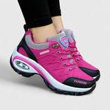 Leslie | Cozy Sneakers