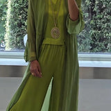 Lindsy - Chic and Cozy Ensemble